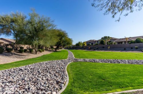 880 Bullmoose Dr, Chandler AZ 85224-2503 exterior