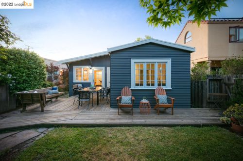 1614 Capistrano Ave, Berkeley CA 94707-1803 exterior