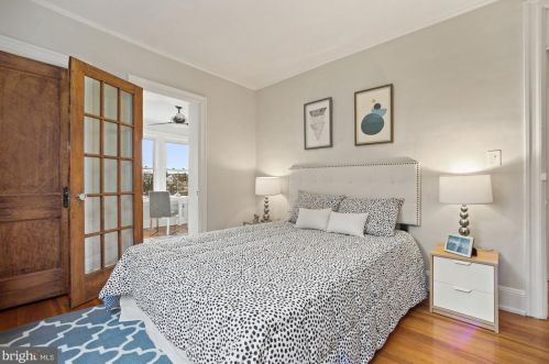 1700 Hobart St, Washington DC 20009-3705 exterior