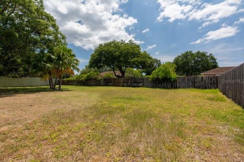 14032 Arbor Knoll Cir, Tampa FL  33625-6444 exterior