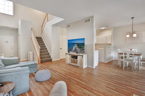 1248 Bergmann Dr, Stillwater MN 55082-4546 exterior