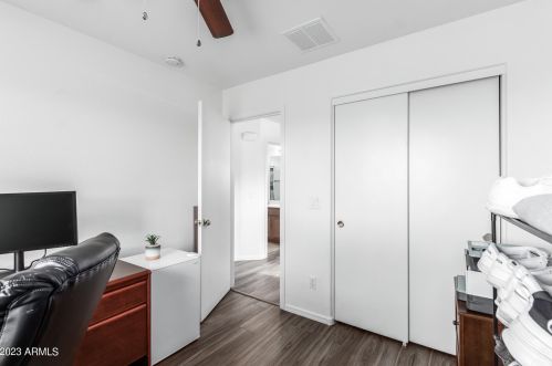 5009 6th St, Phoenix AZ  85012-1503 exterior