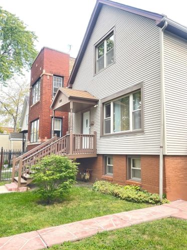 1845 Tripp Ave, Chicago, IL 60639-4859