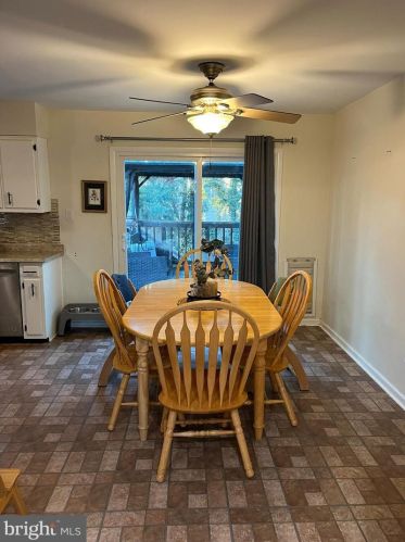 217 Summit Ave, Blenheim NJ  08012-4112 exterior