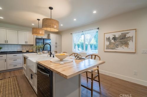 14291 Prospect Ave, Tustin CA  92780-2316 exterior