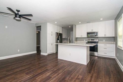 907 Oregon Ave, Tampa FL  33606-1006 exterior