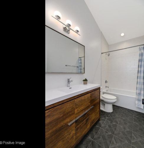 2518 Polk St, Chicago IL 60612-4126 exterior