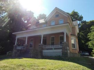 227 Douglas Ave, Kalamazoo MI  49007-3157 exterior