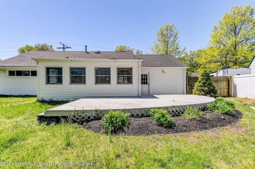 13 Monterey Dr, Hazlet NJ  07730-2143 exterior