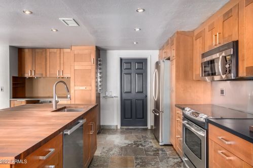 3234 Ashurst Dr, Phoenix AZ 85048-0134 exterior