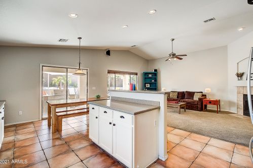 1729 Beautiful Ln, Phoenix AZ 85041-7622 exterior