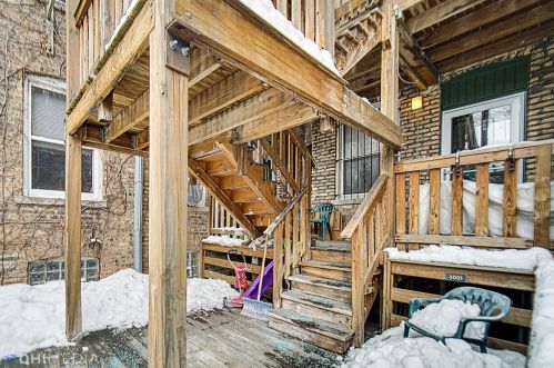 3001 Wilson Ave, Chicago IL  60625-4342 exterior