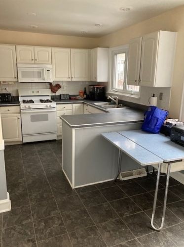 2123 77 Ct, Chicago IL 60707-3017 exterior