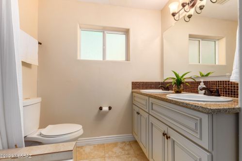 3402 Seneca St, Tucson AZ 85716-3200 exterior