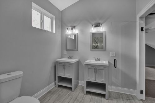 7351 Michigan Ave, Chicago IL 60619-5603 exterior