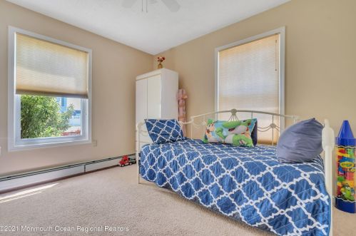 80 Storm Jib Ct, Berkeley Township NJ 08721-1417 exterior