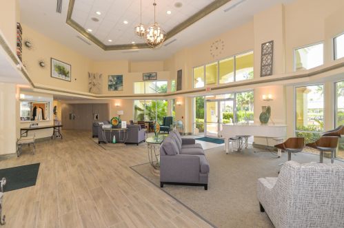 592 Cortina Ln, Fort Pierce FL 34986-1742 exterior