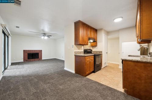 2111 Northwood Cir, Concord CA  94520-4661 exterior