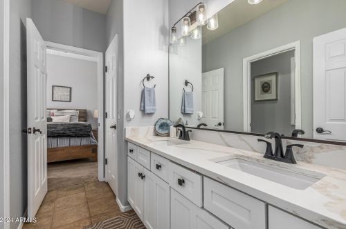 2146 Buena Vis Dr, Chandler AZ 85249-4608 exterior