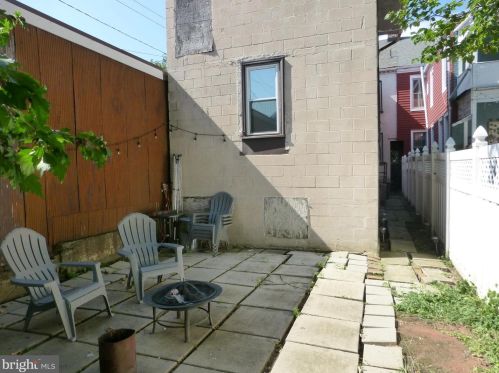 426 Lemon St, Lancaster, PA 17603-3321