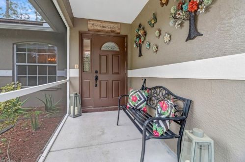 3780 8 Ave, Naples FL 34102-6842 exterior