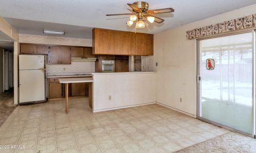 11250 33rd Ave, Phoenix AZ 85051-0631 exterior