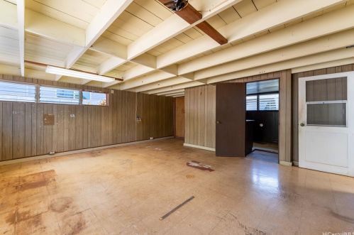 745 18 Ave, Honolulu HI 96816-4112 exterior