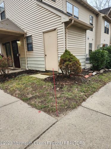 207 Daisy Ct, Jackson Twp, NJ 08527-2583