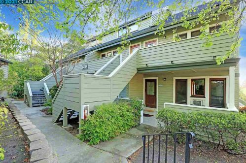 600 Suntree Ln, Concord, CA 94523-5153