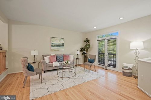 10847 Whiterim Dr, Rockville MD  20854-1786 exterior