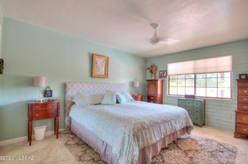 320 Paseo Chuparosas, Green Valley AZ 85614-3303 exterior