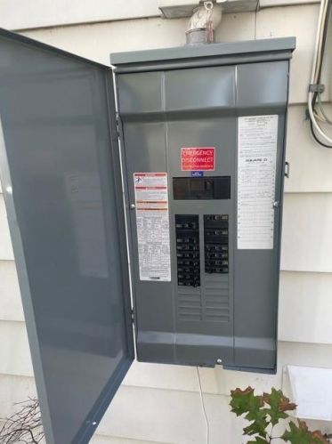 1105 Grauwyler Rd, Irving TX 75061-3411 exterior