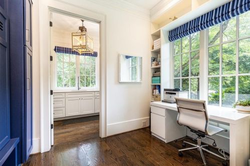 2504 Birchwood Dr, Atlanta GA 30305-3820 exterior