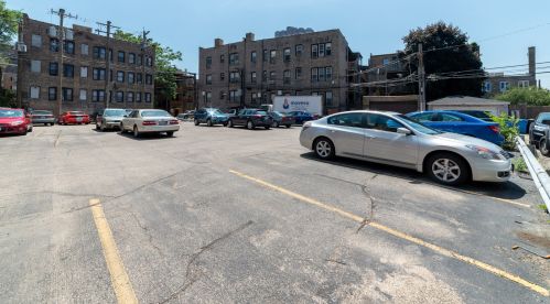 725 Sheridan Rd, Chicago IL  60613-3239 exterior