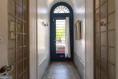 1223 6 St, Philadelphia PA 19120-3101 exterior