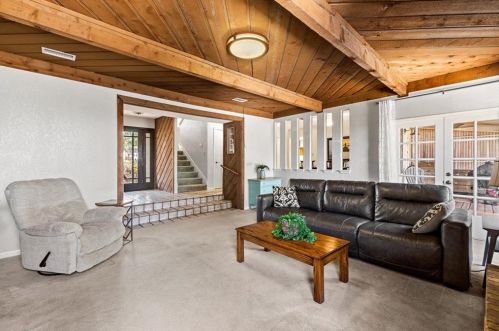 8409 Adirondack Trl, Austin TX 78759-7935 exterior