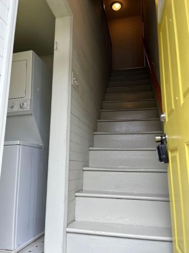 2530 Josephine St, Pittsburgh PA  15203-2458 exterior