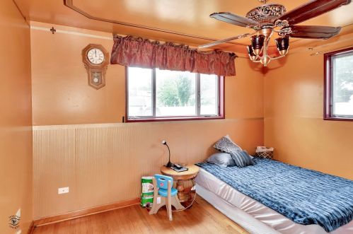 11542 Kolin Ave, Chicago IL 60803-2139 exterior