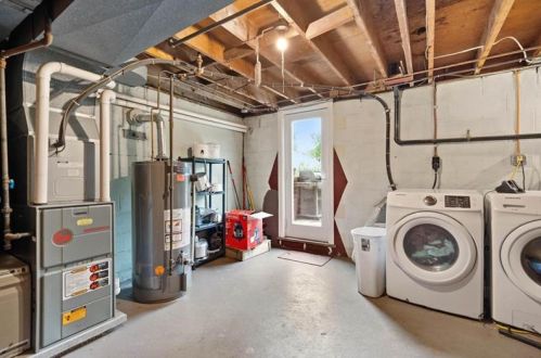 543 Lucy Dr, Pittsburgh PA 15236-3336 exterior