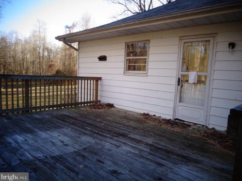 4520 Plum Point Rd, Huntingtown MD 20639-8303 exterior