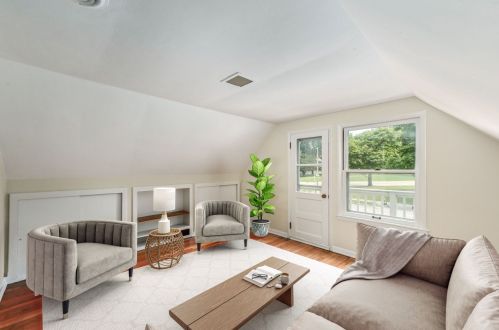 2819 Howell Ave, Milwaukee WI 53207-2054 exterior