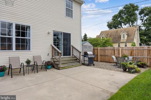 201 Empire Ave, Blenheim NJ 08012-4704 exterior