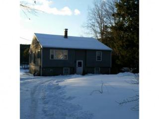 107 New Hampshire Dr, Concord NH  03303-7920 exterior