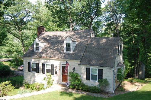 2 Ridge Dr, Berkeley Heights NJ  07922-2110 exterior