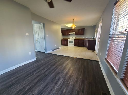 1503 Michael Dr, Pittsburgh PA  15227-3958 exterior