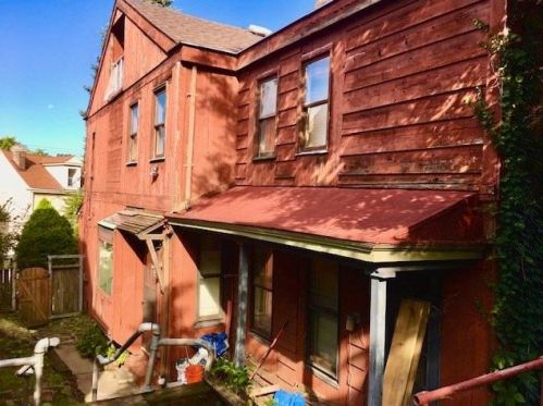 1616 Meadville St, Pittsburgh, PA 15214-4007