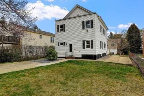 100 Beaufort St, Providence RI  02908-4435 exterior