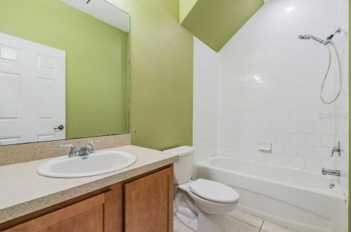 8321 King Blossom Ct, Tampa FL  33615-3244 exterior