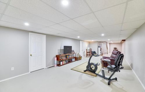 10926 Mugan Dr, Saint Louis MO 63123-5915 exterior