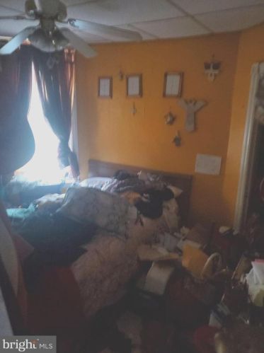 904 58 St, Philadelphia PA 19143-2737 exterior